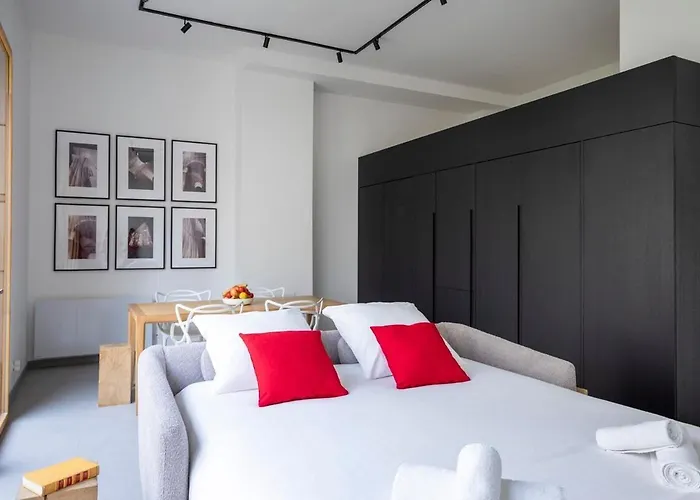 Modern Loft In Paris Montreuil