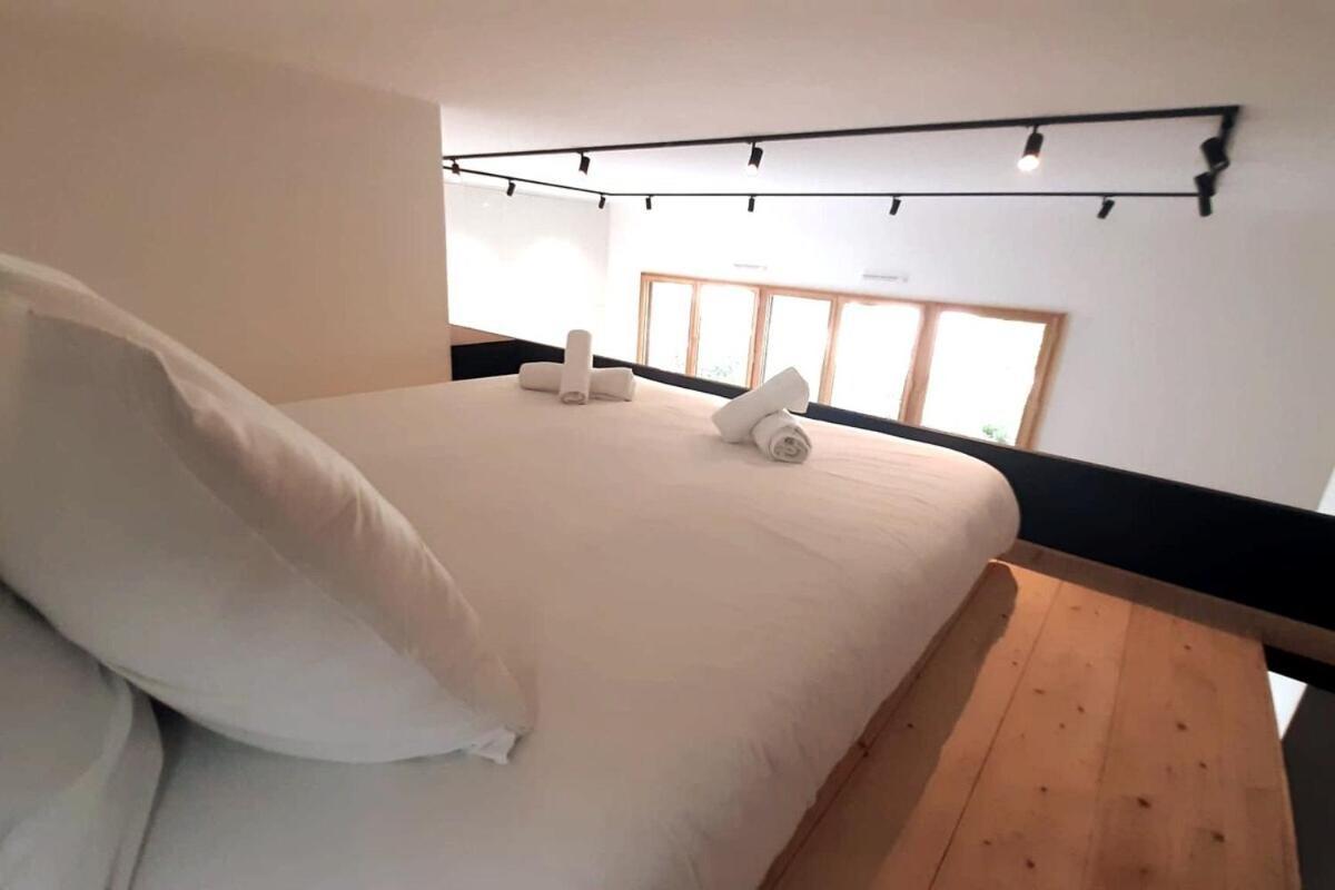 Apartment Modern Loft In Paris Montreuil